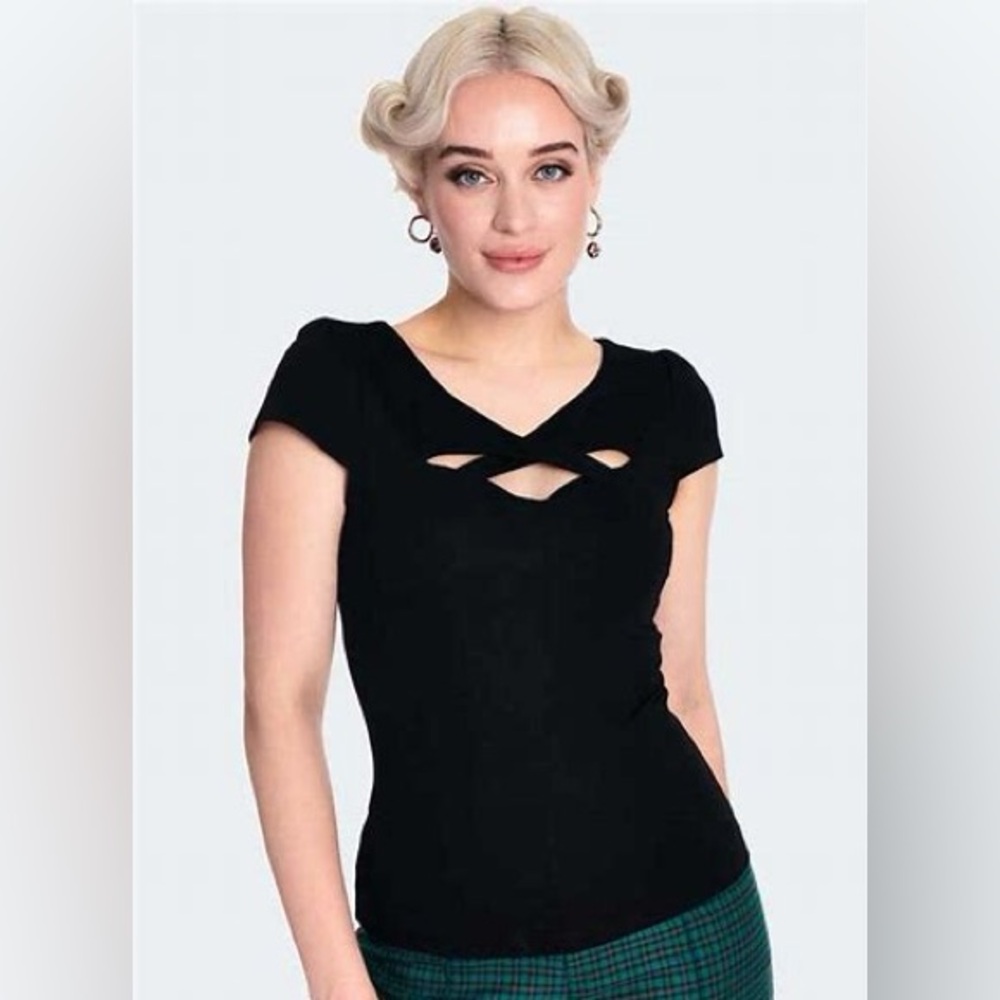 NWT Voodoo Vixen cross cross top Black XL